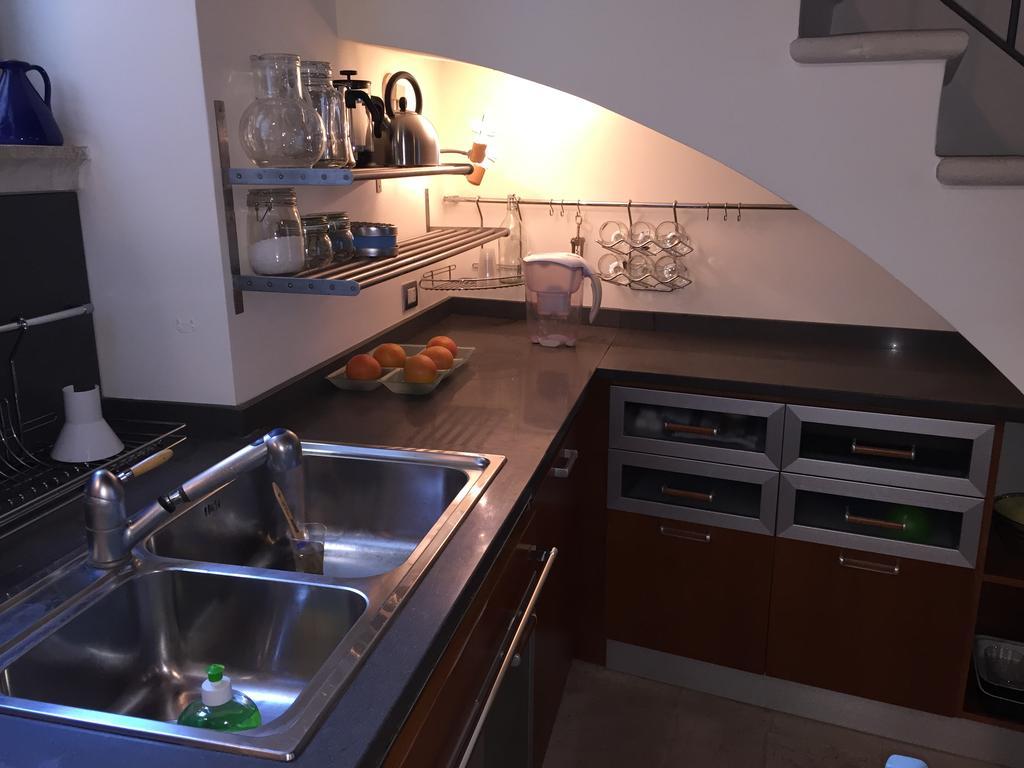Casa Torre Di Mactheus Petraro Appartement Giovinazzo Buitenkant foto
